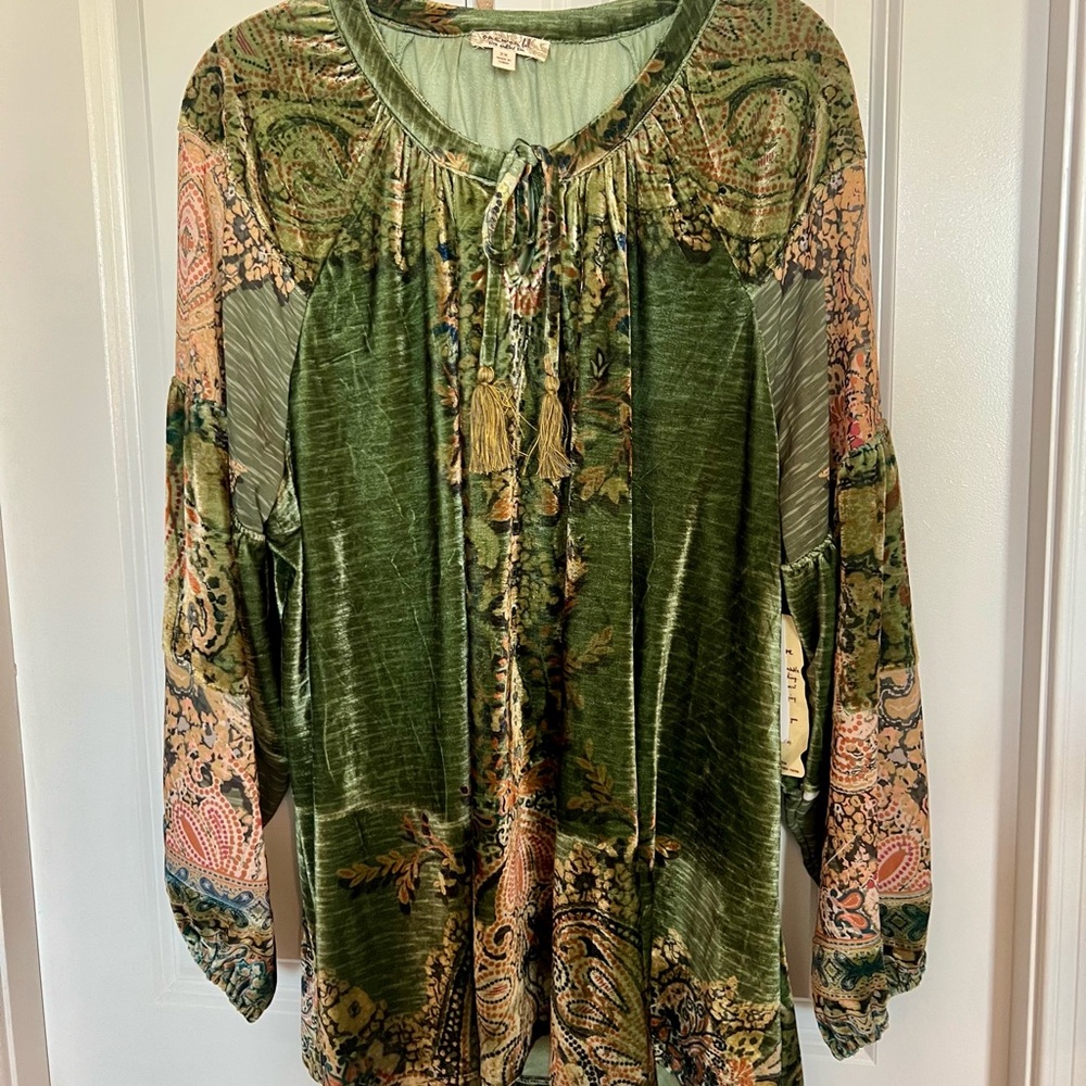 ONE WORLD Olive Velvet Blouse